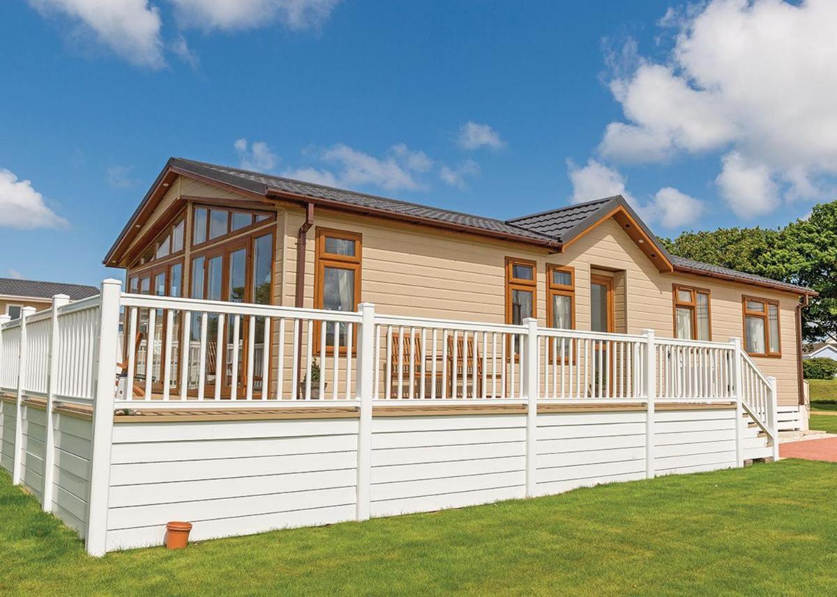 Mundesley Holiday Village Exterior photo